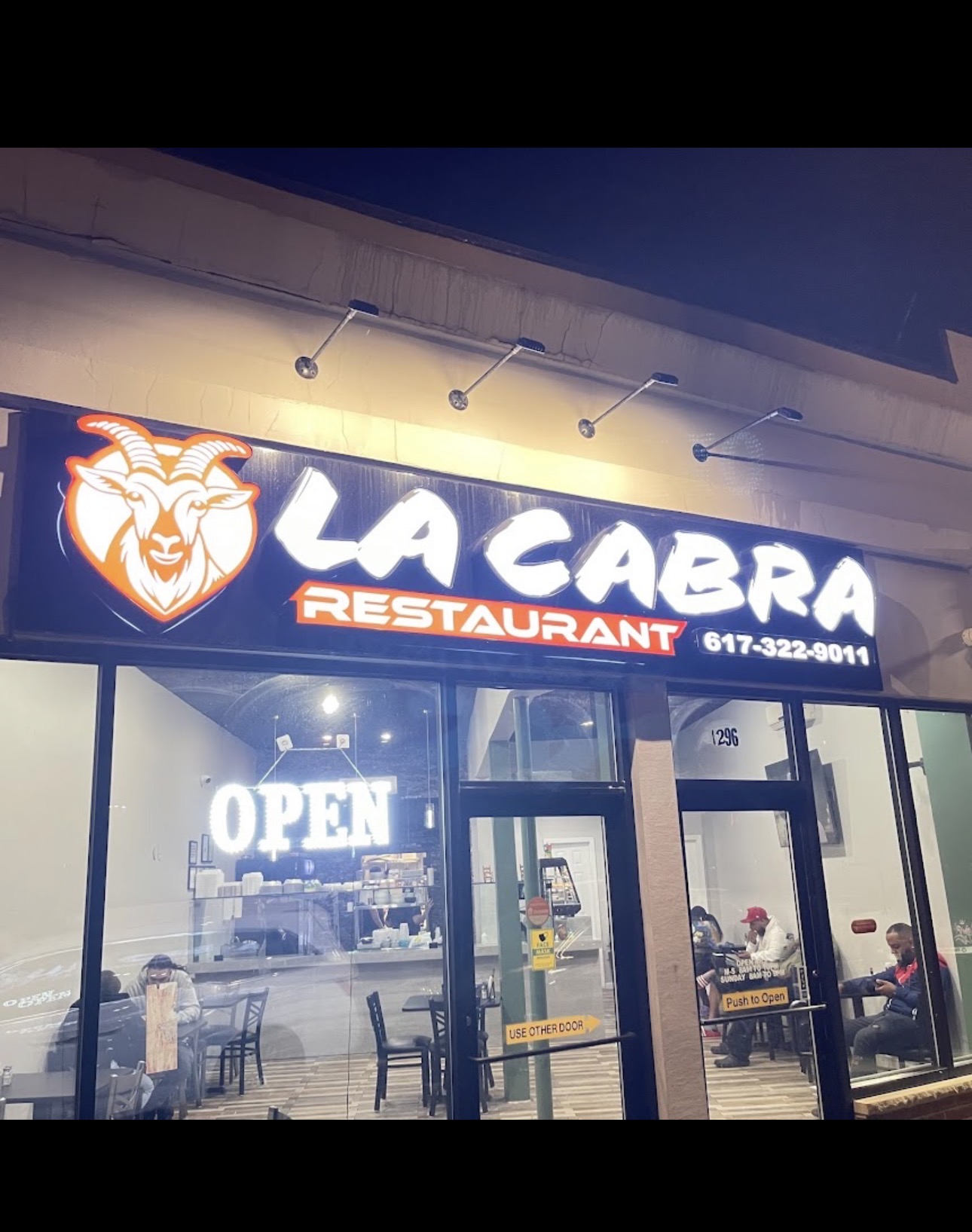 La Cabra Restaurant